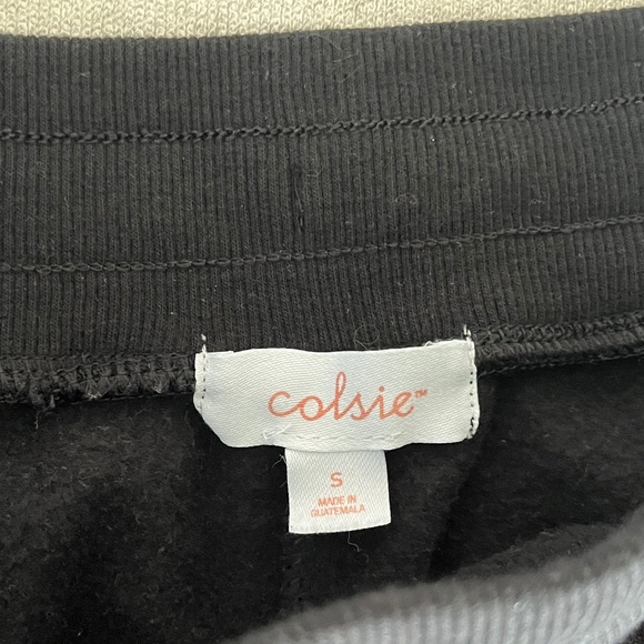 Colsie Loungewear fleece shorts - Picture 8 of 8